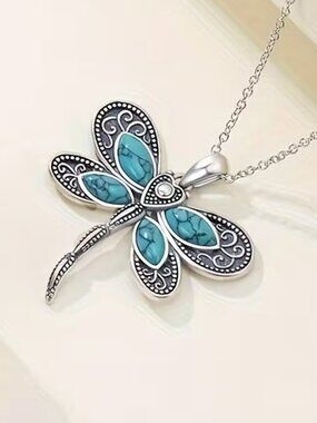 Retro Dragonfly Pendant Necklace Carved Intricate Patterns Inlaid Faux Turquoise